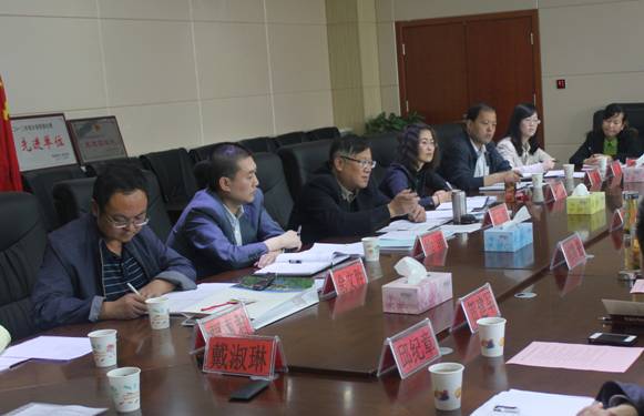 協(xié)調(diào)對接，有序推進(jìn)保稅物流中心項(xiàng)目建設(shè)