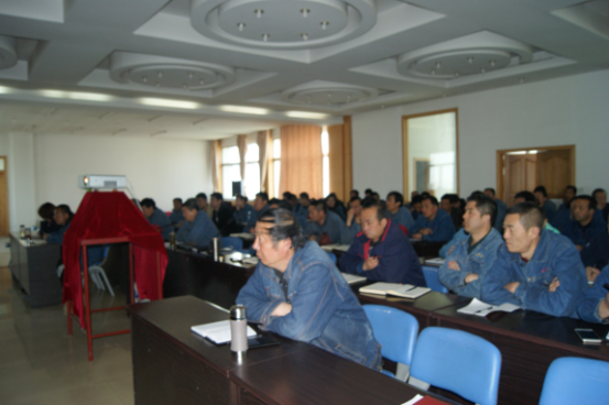 物產工投黨委召開&ldquo;黨的建設年&rdquo;活動動員部署及推進工作大會